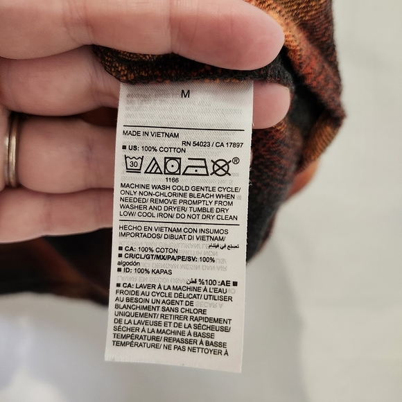Old Navy Women's The Boyfriend Shirt Sz M Orange Black Plaid Swiftie Flannel‎ - Picture 5 of 8